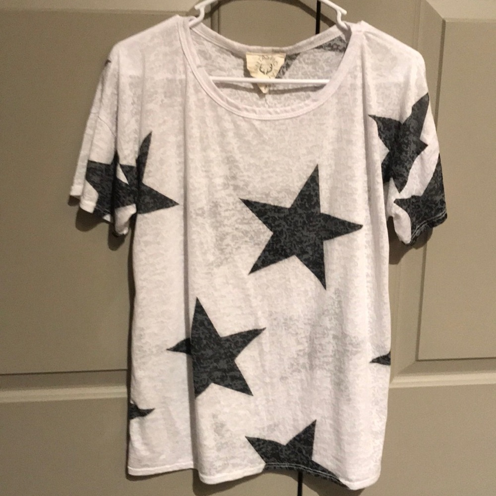 Star print tee